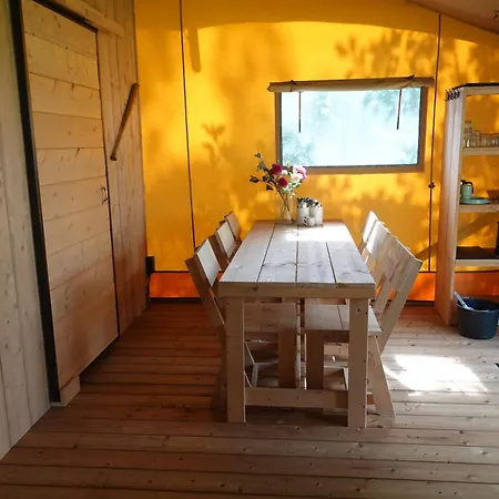 Luxusní stan De Voetel Limmen